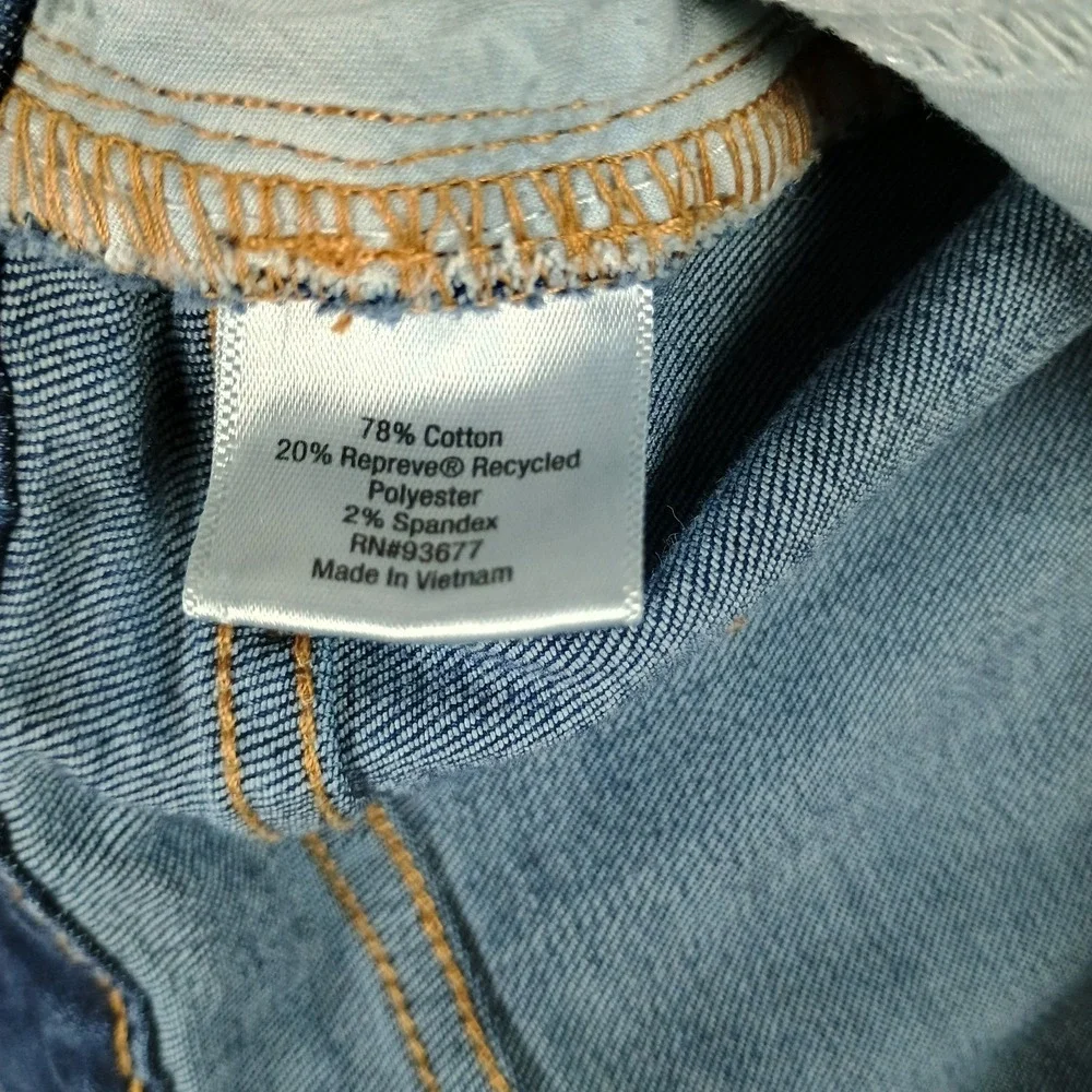 St. John's Bay Women's Size 12 Straight Leg Jeans Blue Denim Stretch Mid Rise